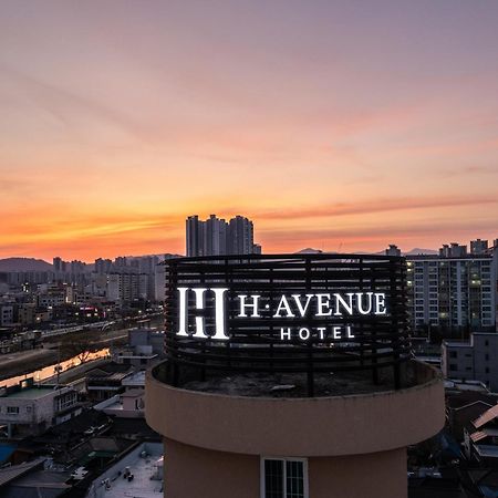 H Avenue Chuncheon Hotel Exterior photo