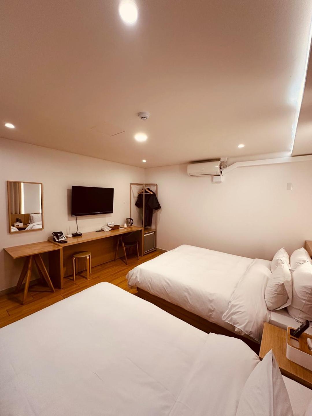H Avenue Chuncheon Hotel Exterior photo
